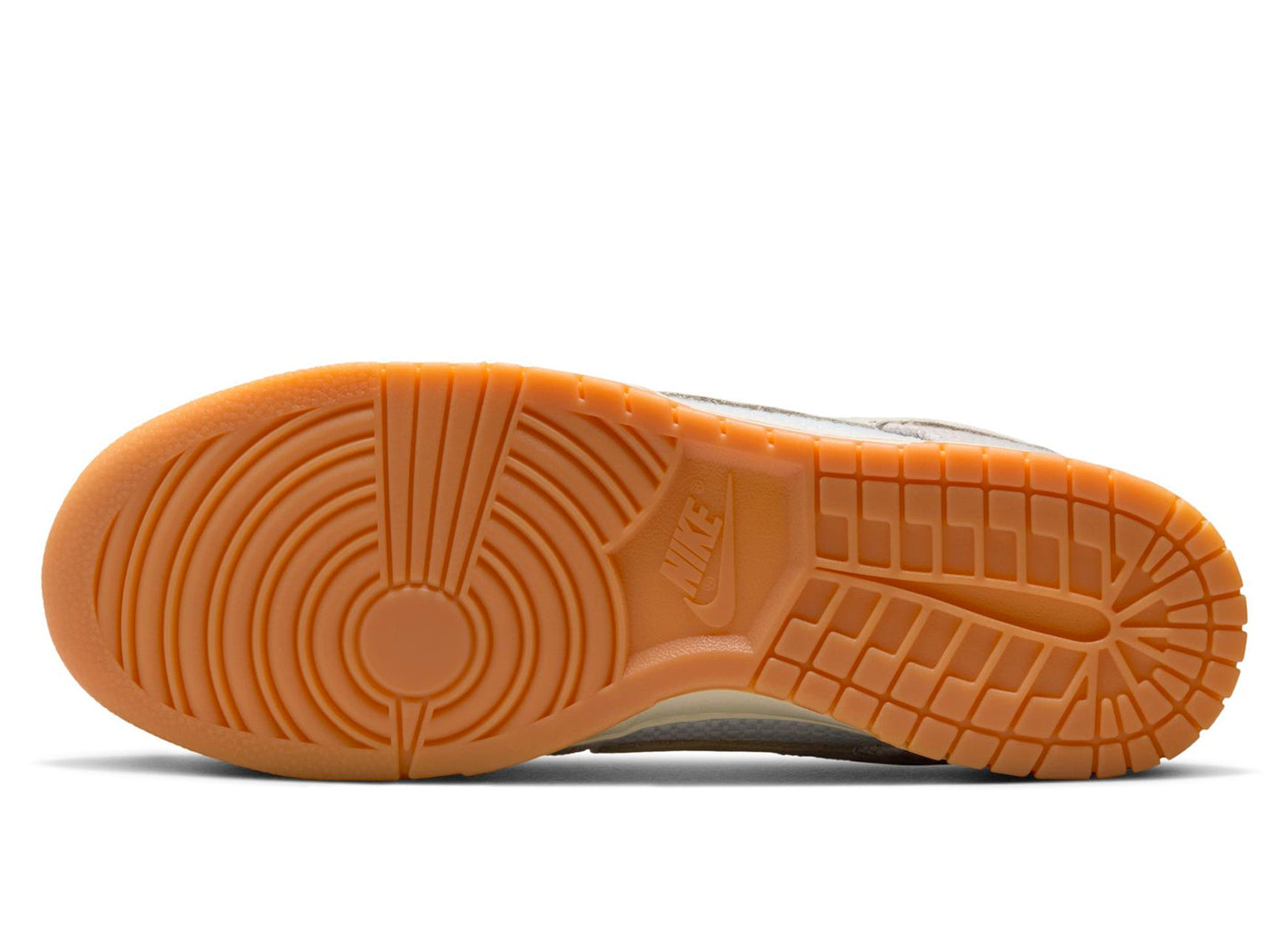 Nike Dunk Low Retro SE in Moon Particle