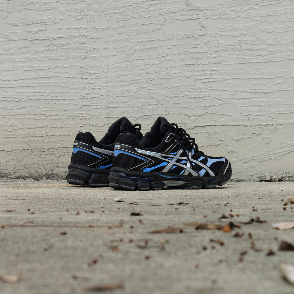 Mens Asics Gel-Cumulus 16 (Black/Pure Silver)