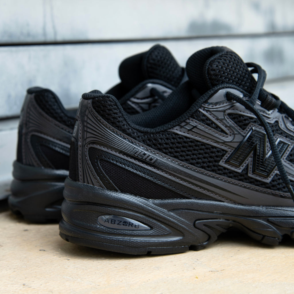 Mens New Balance 740 (Black/Black) - U740B02