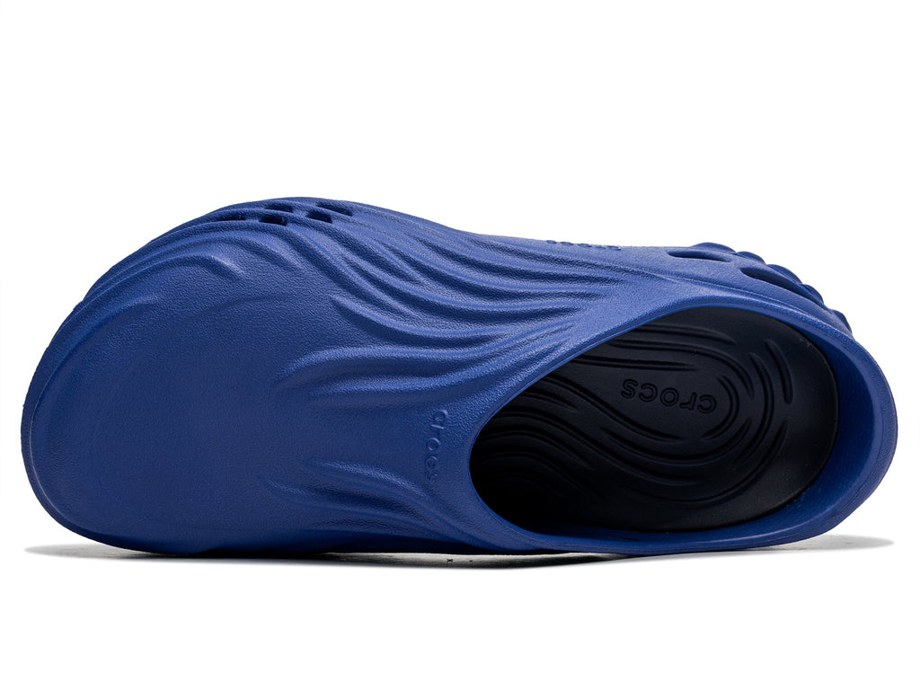 Crocs Echo Wave in Sapphire