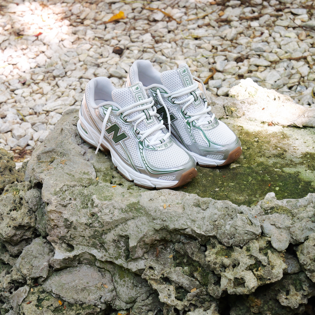 Mens New Balance U740SF2 (Metallic Silver/Green)
