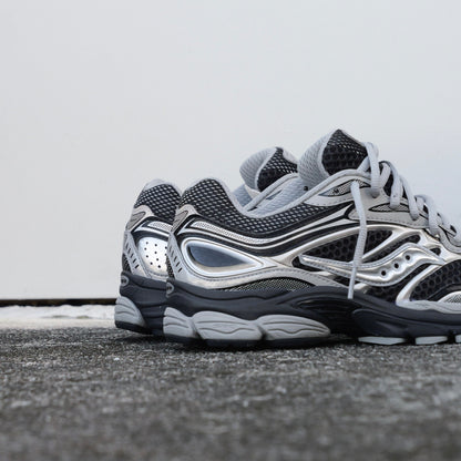Mens Saucony ProGrid Omni 9 (Black/Silver)