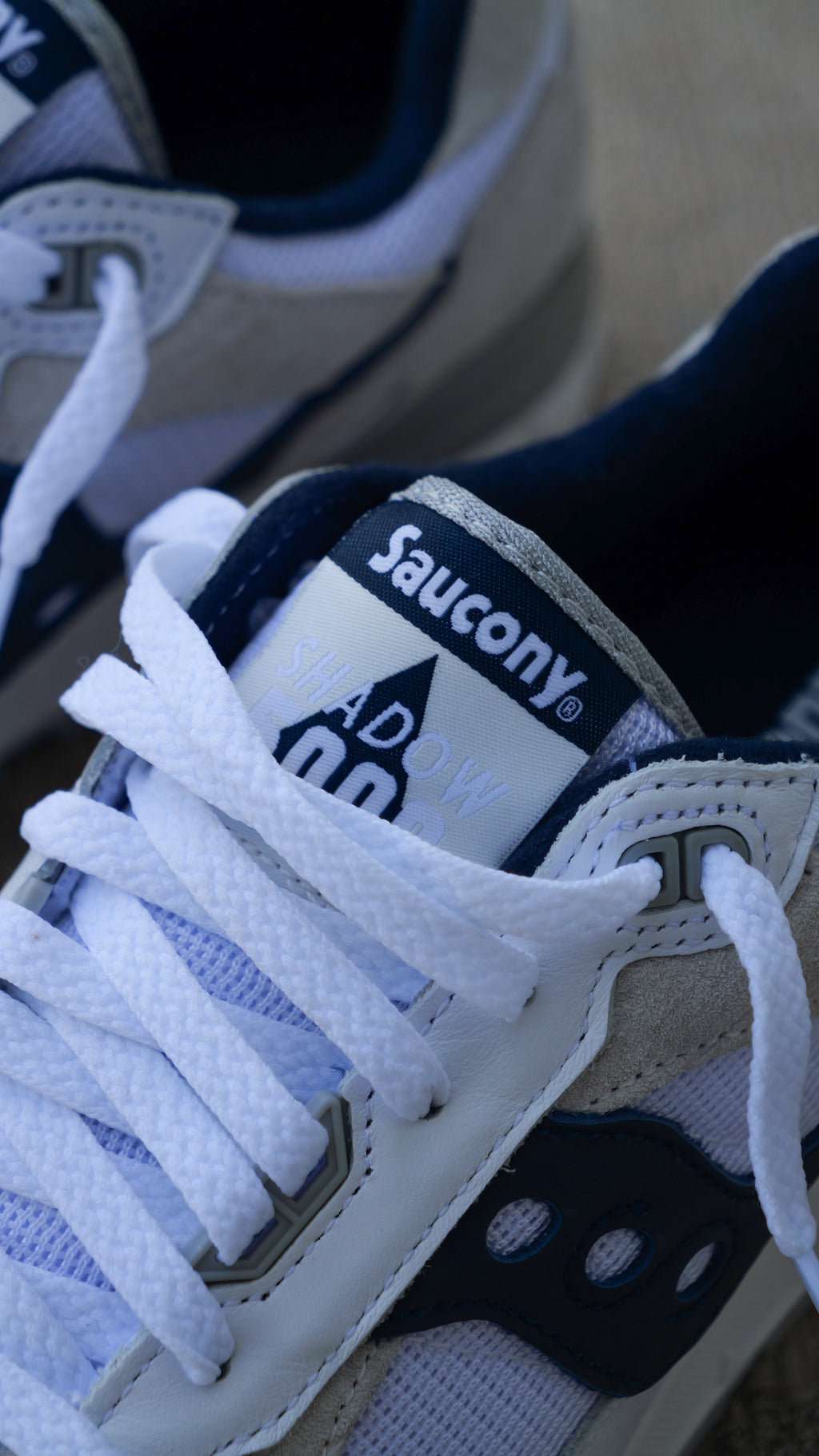 Mens Saucony Shadow 5000 (White/Navy)