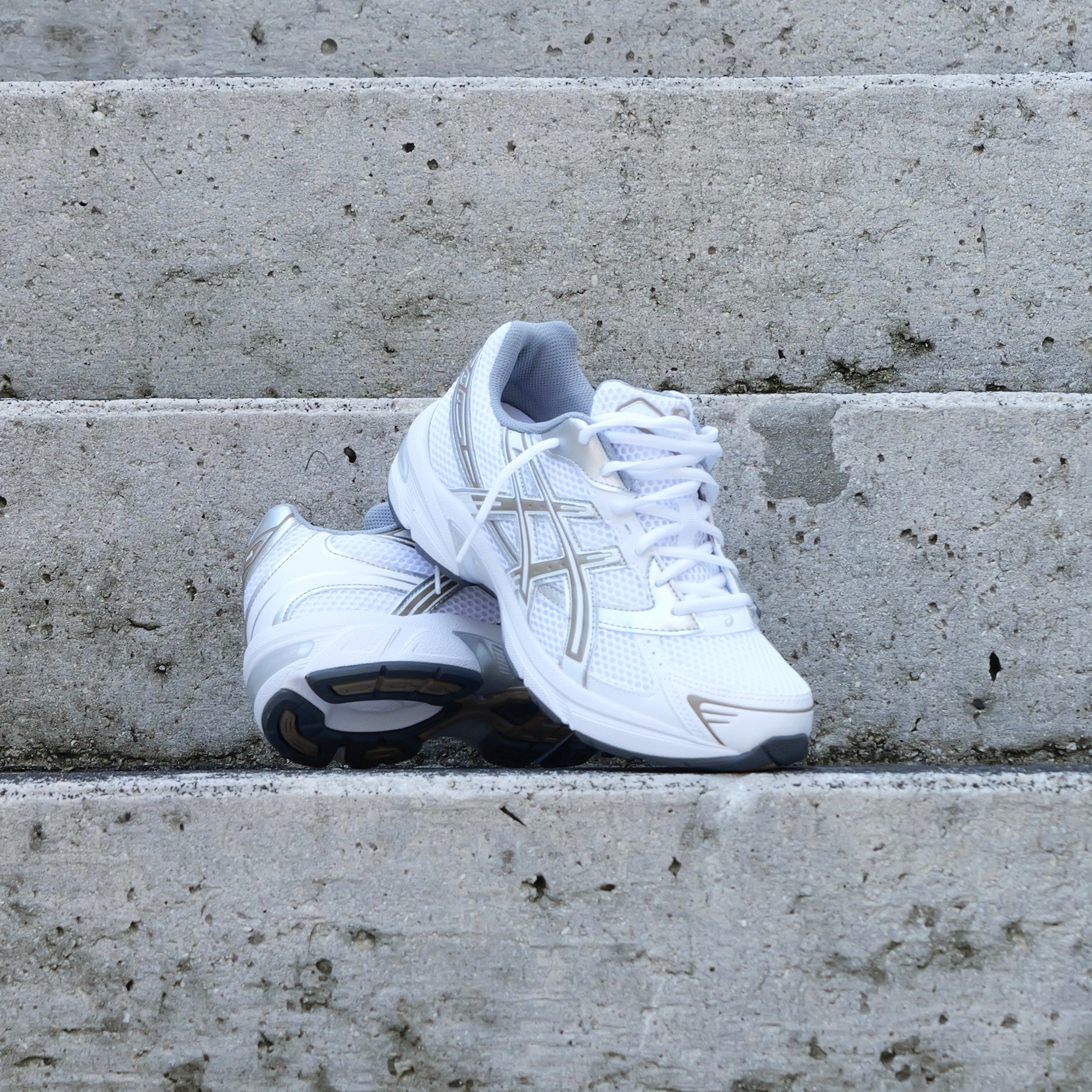 Mens Asics Gel-1130 (White/Pepper)