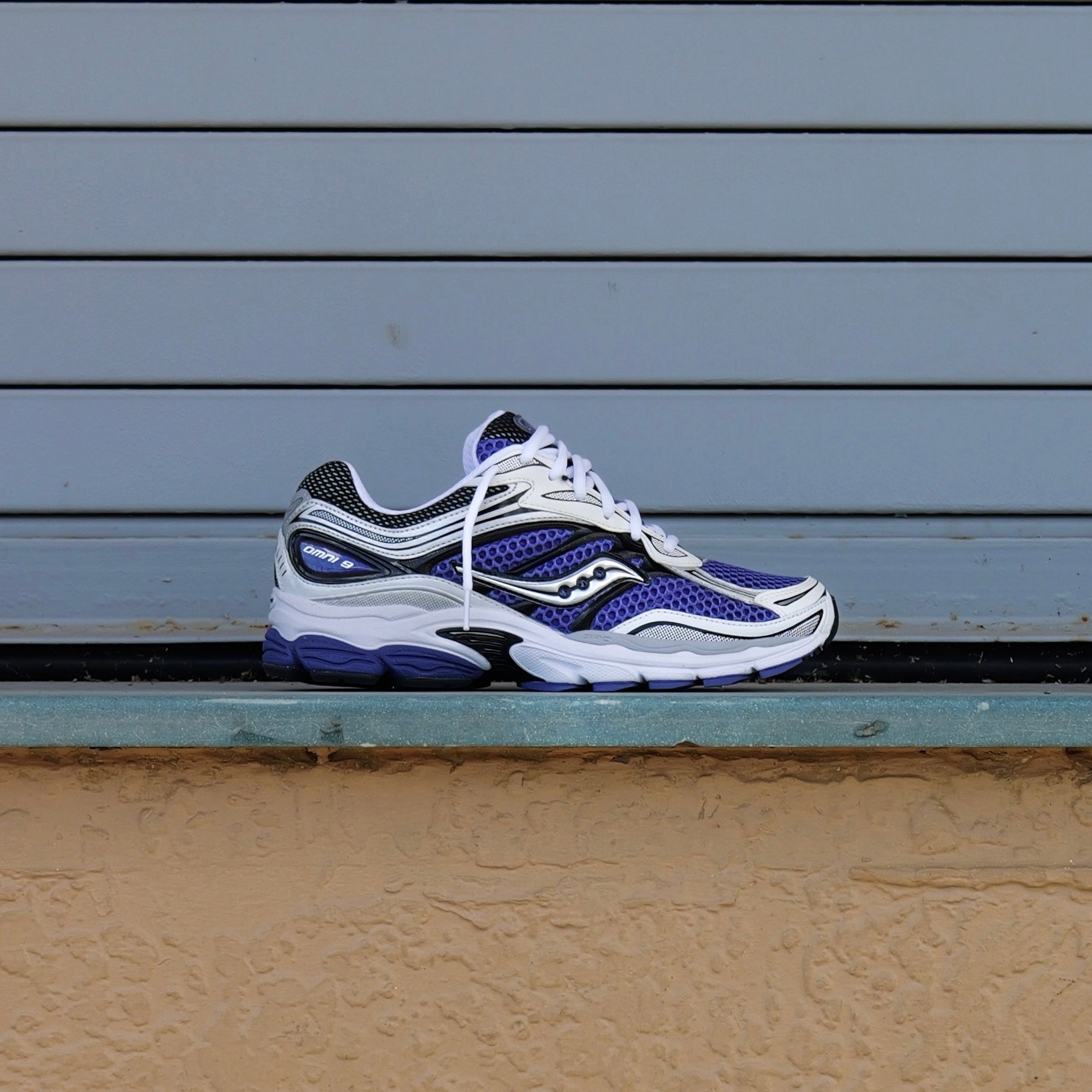 Mens Saucony ProGrid Omni 9 (Skipper Blue)