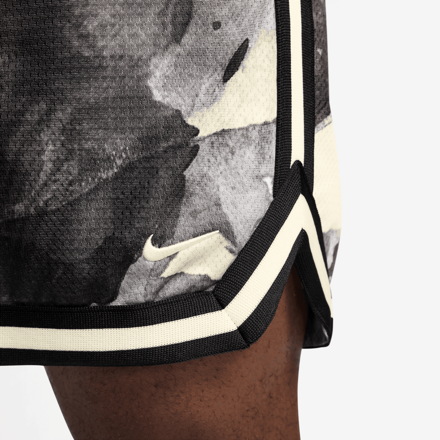 Men's Nike DNA Dri-FIT 6" Basketball Shorts
