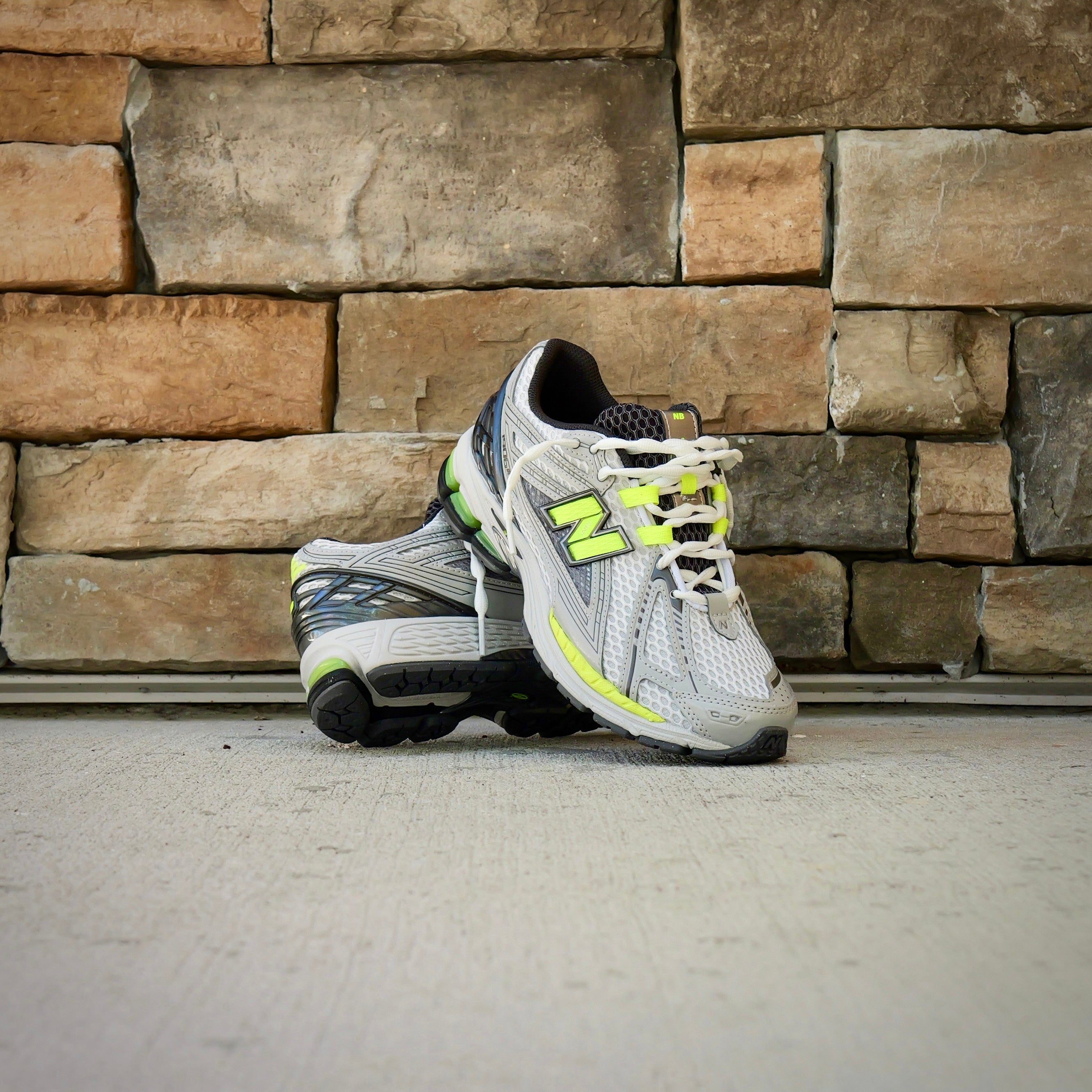 Mens New Balance 1906R (Grey/Green) U190652H