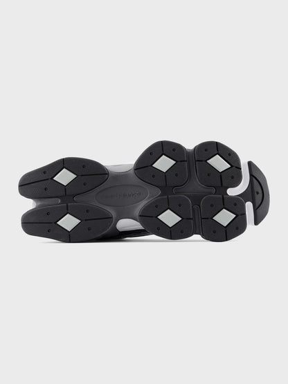 New Balance 9060 Sneakers | Magnet/Faded Black
