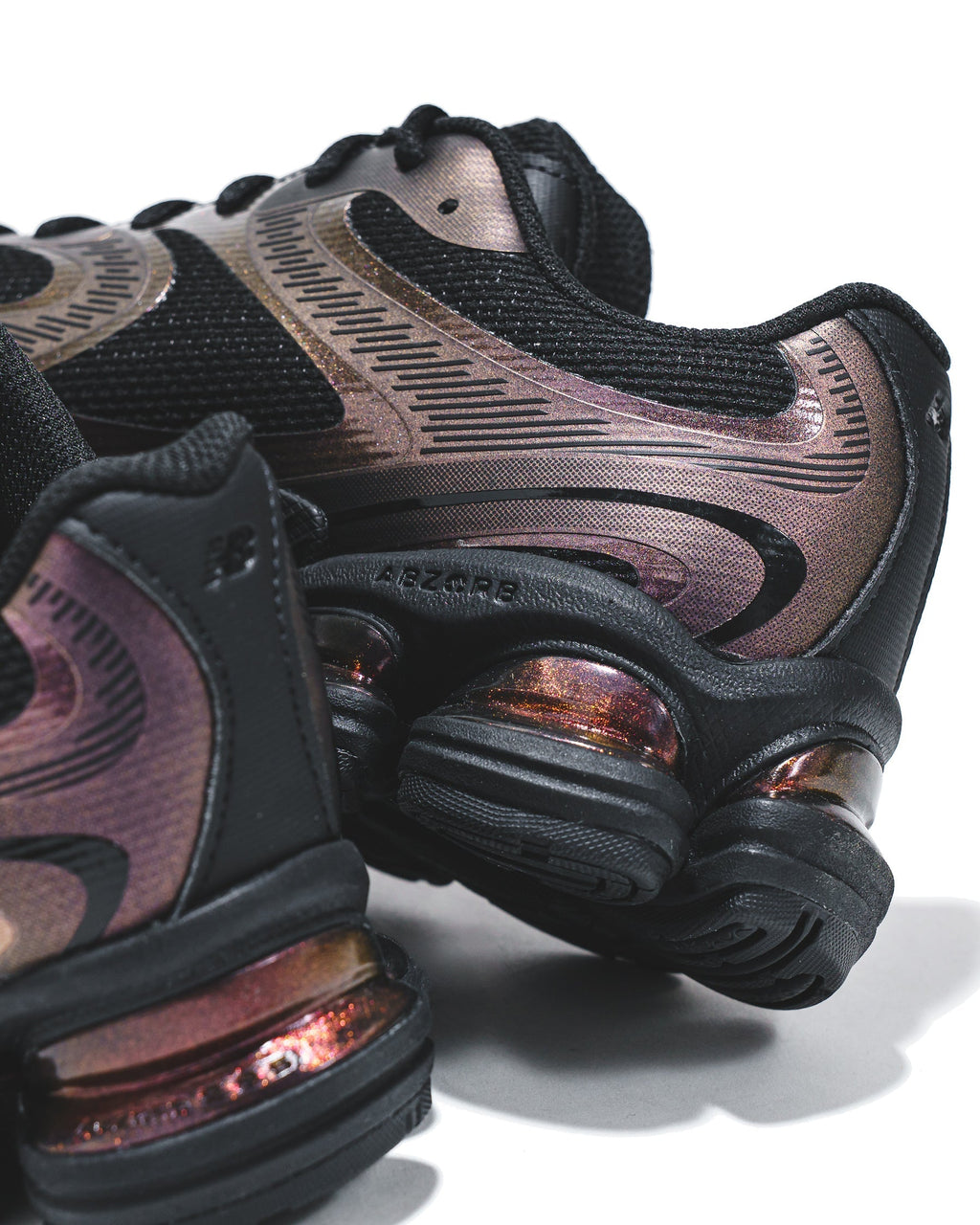 New Balance Unisex Abzorb 2000 Iridescent Black U2000PPB