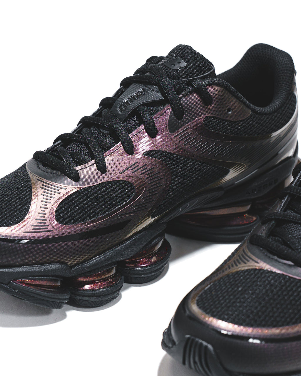 New Balance Unisex Abzorb 2000 Iridescent Black U2000PPB