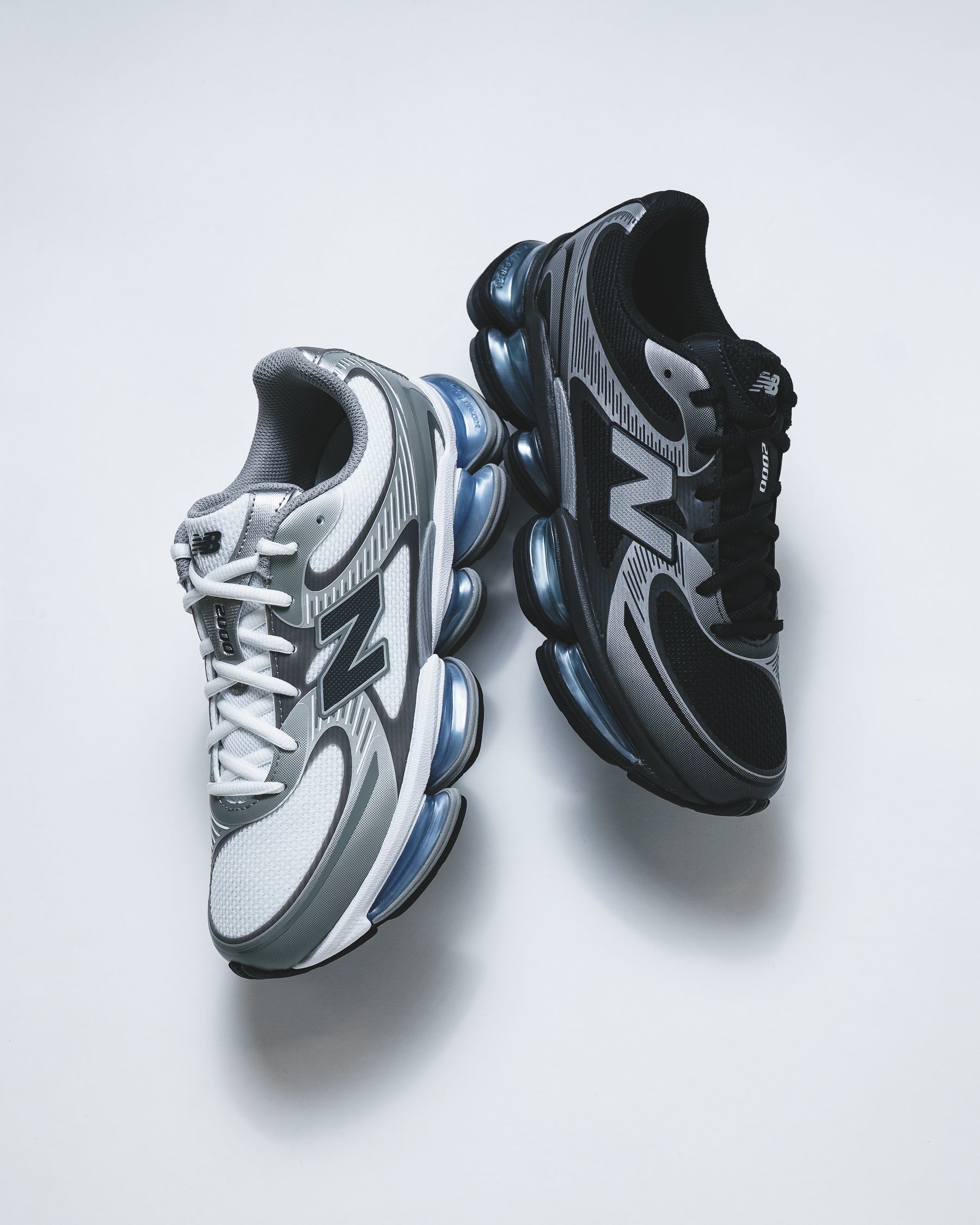 New Balance Unisex Abzorb 2000 White Silver Metallic Core U2000AA