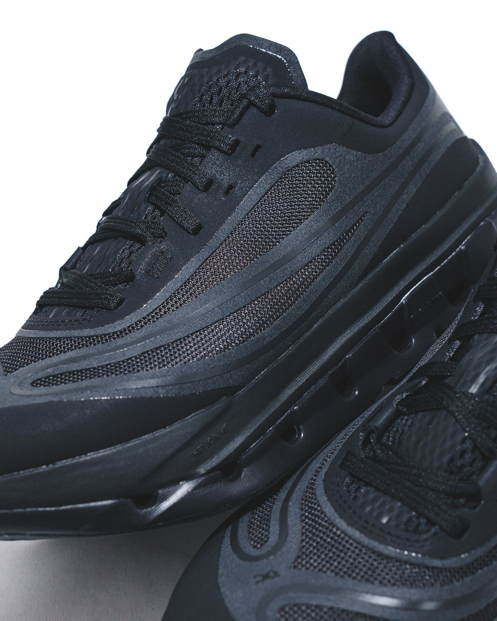 ON Women Cloudflow 5 AD Black Magnet 3WF30440761