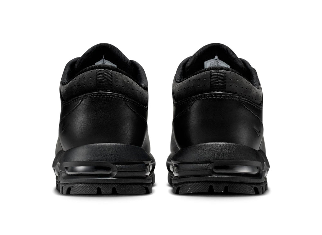 Nike Air Max Goadome Low SP in Black