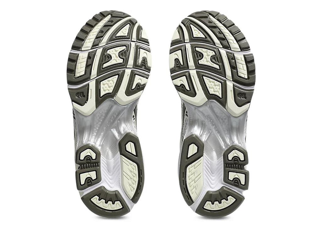 Asics Gel-Kayano 14 in White / Ivory