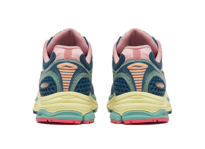 Saucony Progrid Triumph 4 in Blue / Beige