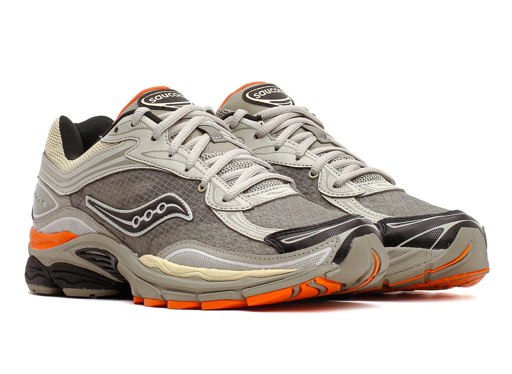 Saucony Progrid Omni 9 in Stone / Alfalfa