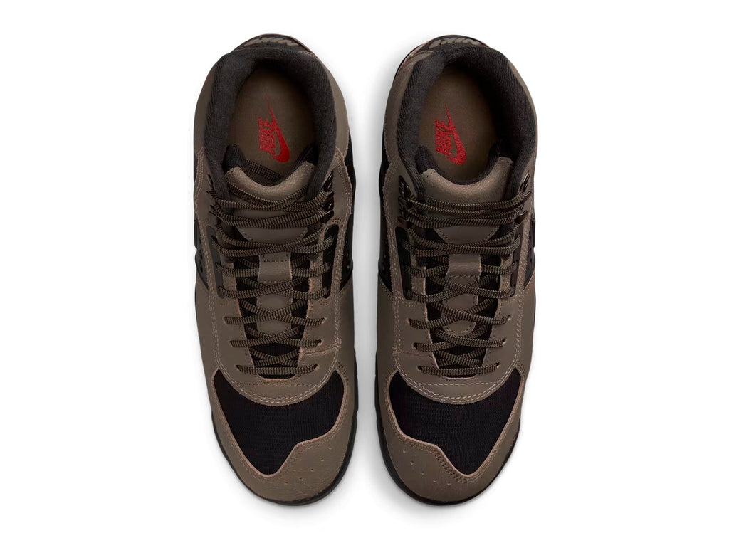 Nike Baltoro QS in Olive Khaki / Black