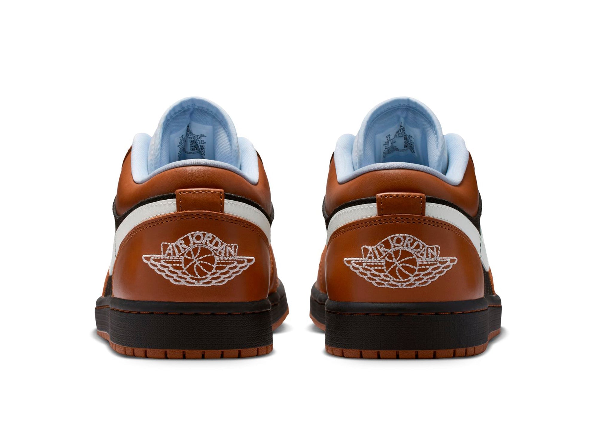 Air Jordan 1 Low SE in Black / Sail