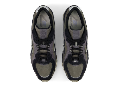 New Balance 204L U204L5WZ in Black / Magnet