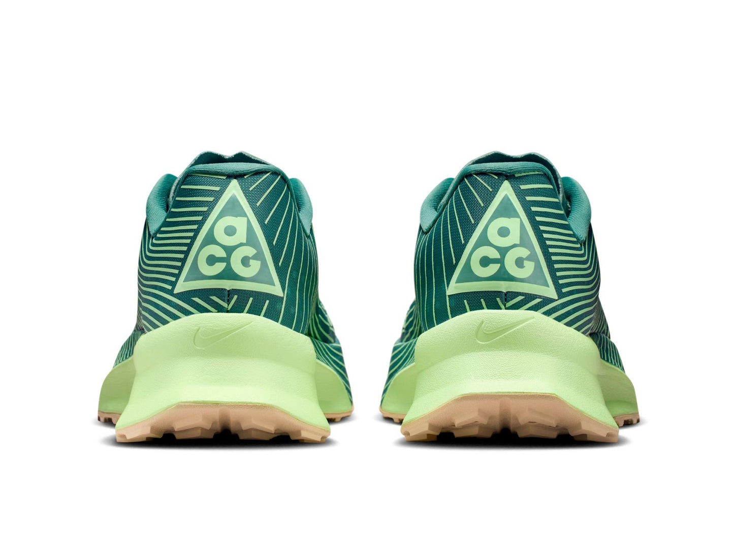 Nike ACG Ultrafly Trail SP in Dutch Green