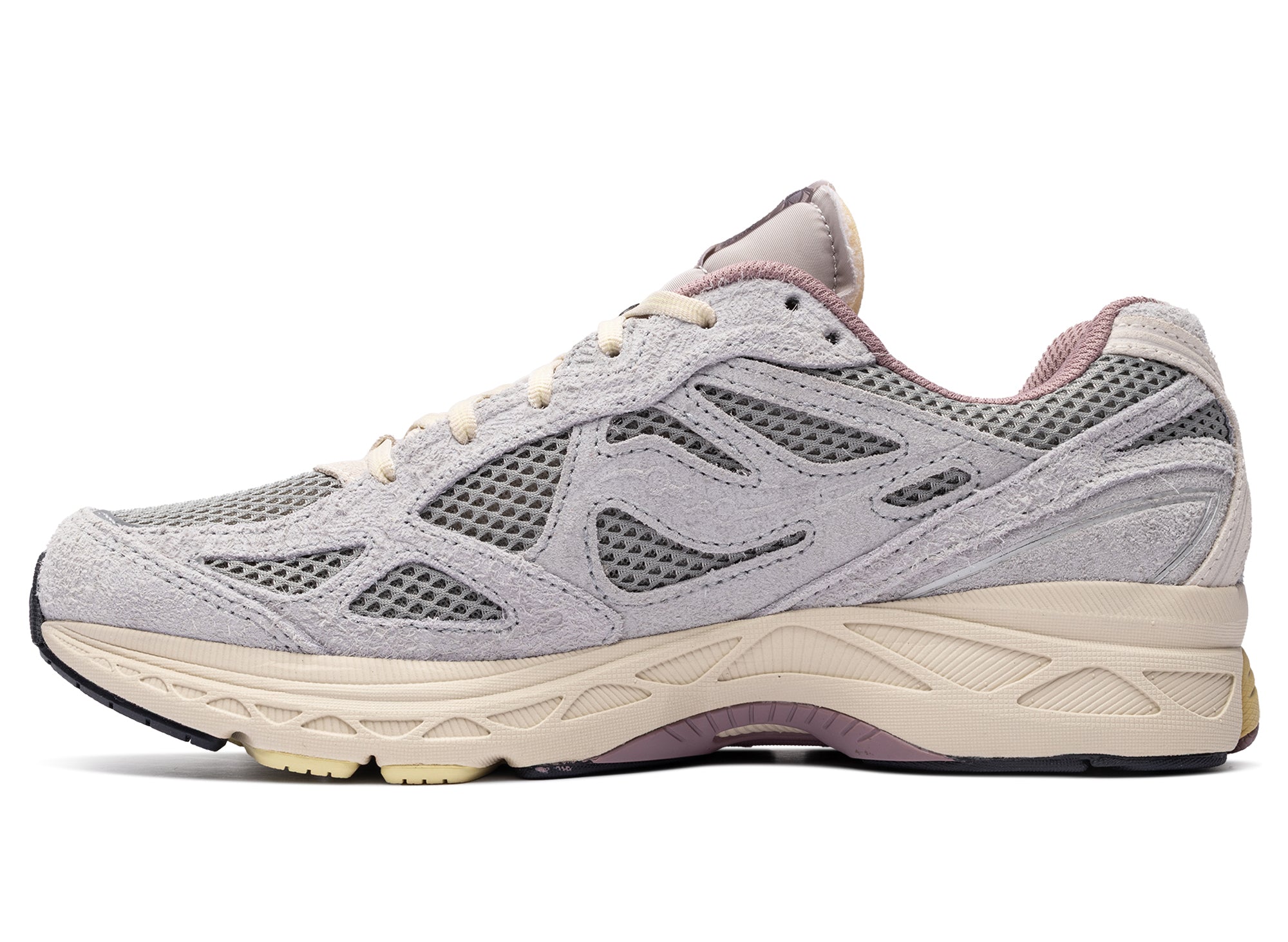 Saucony x 3sixteen Progrid Guide 7 in Graphite