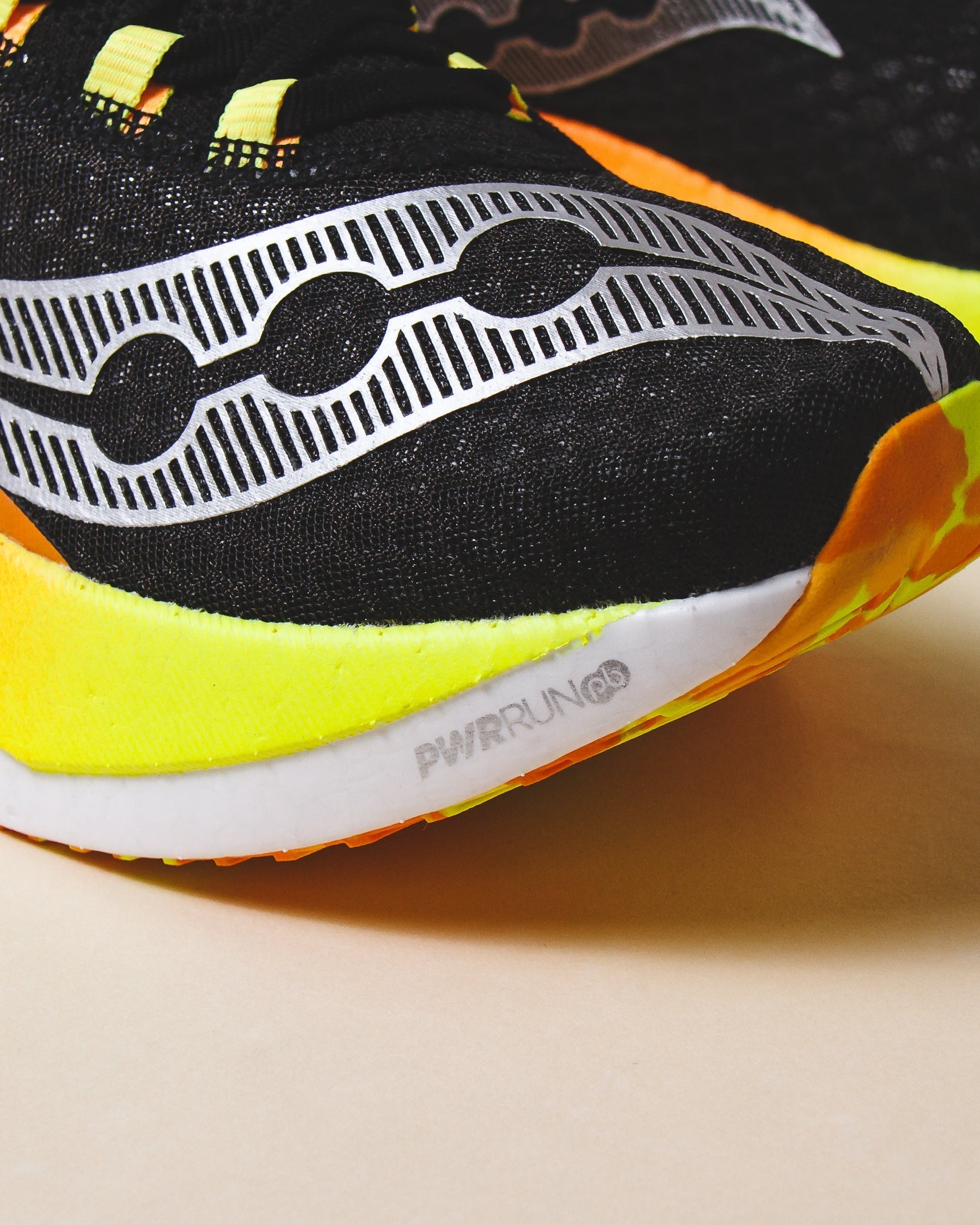 Saucony Men Endorphin Pro 4 Black VO2 S20939-343