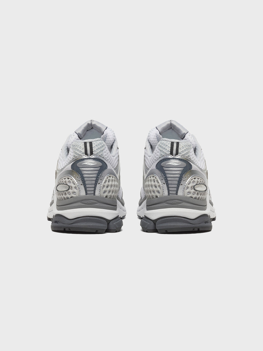 Saucony Progrid Triumph 4 Sneakers | White/Silver
