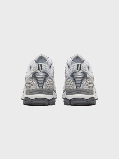 Saucony Progrid Triumph 4 Sneakers | White/Silver